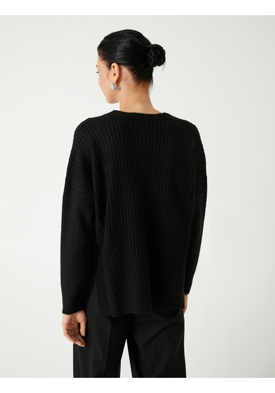 Koton Basic V Yaka Oversize Triko Kazak Yumuşak Dokulu Uzun Kollu Siyah 5wak90252ht Siyah