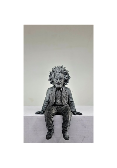 Oturan Albert Einstein Figür 10 Cm