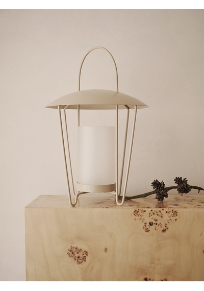 Ferm Living Abri Feneri, Paslanmaz Çelik Ve Cam Tasarım, Rüzgar Korumalı Kubbe Lambalar Beyaz