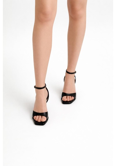 Tual Shoes Kadın Siyah Topuklu Ayakkabı Siyah Deri