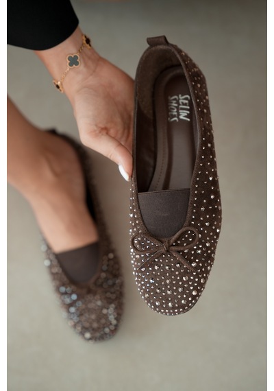 Selin Shoes Ziva Süet Üzeri Taş Detay Fiyonk Aksesuar Kadın Babet- Kahve Süet Kahverengi Selin Shoes Ziva Süet Üzeri Taş Detay Fiyonk Aksesuar Kadın Babet- Kahve Süet Kahverengi