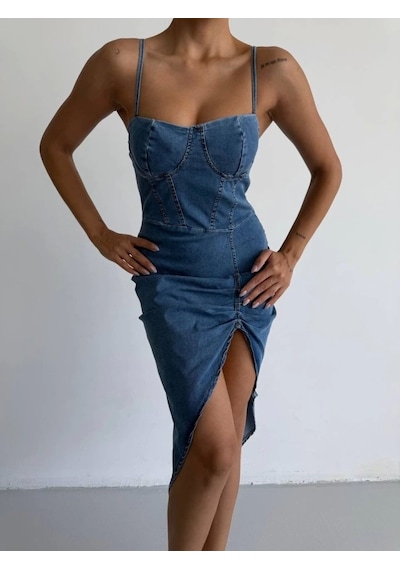 Defymoda Kadın Omuz Askılı Derin Bacak Dekoltesi Ve Büzgü Detay Kot Elbise Koyu Mavi