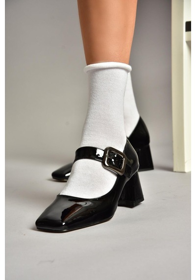 Fox Shoes T569613208 Siyah Rugan Kalın Topuklu Kadın Ayakkabı Siyah