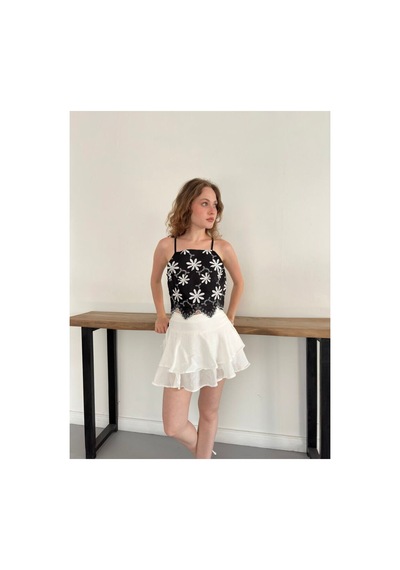 Verymoda Çiçek Motifli Askılı Bluz D3122 Siyah