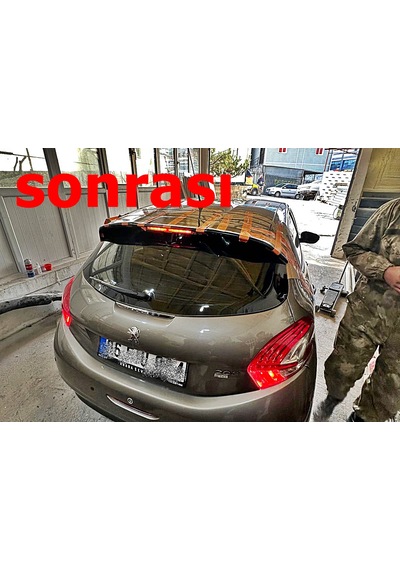 208 Spoiler Üst Kapak - Siyah - Plastik