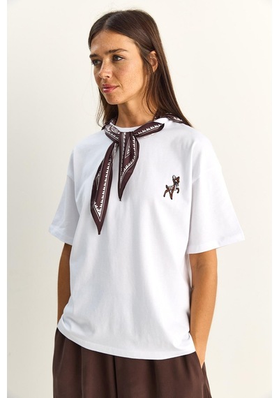 Shade Kadın Ceylan Nakışlı Fularlı Basic Salaş T-shirt 7517 60283977 - Beyaz