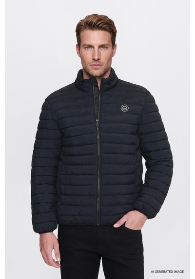 Wrangler Regular Fit Cepli Erkek Şişme Mont W2620117001 Siyah