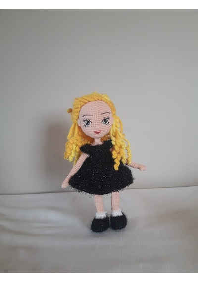 Amigurumi Sarı Saçlı Kız Oyuncak