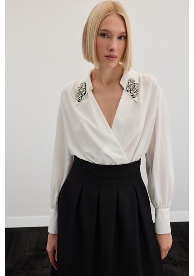 Sateen Aksesuar Detaylı Bodysuit Bluz - Ekru-134784