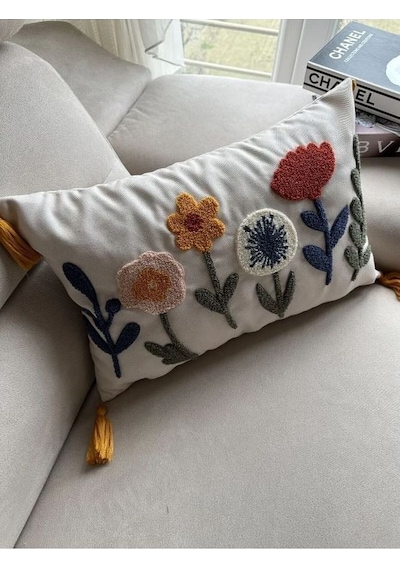 Tekli Punch İşlemeli Çiçekli Flowers Pançlı Nakışlı Dekoratif Kırlent Kılıfı 35x50 Kırmızı Bej