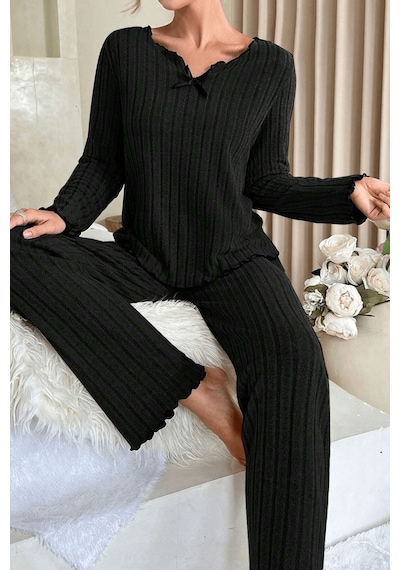 Modi Kadın Siyah Uzun Kollu Fiyonklu Yuvarlak Yaka Mevsimlik Pijama Takımı Açık Bej - Siyah