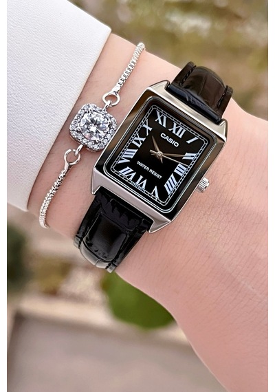 Casio Csıste138 Kadın Kol Saati