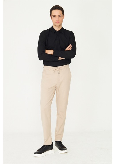Bej Beli Bağcıklı Modern Kesim Jogger Pantolon Bej