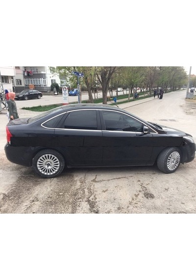 Ford Focus 2 Sedan Uyumlu Krom Cam Çıtası Seti