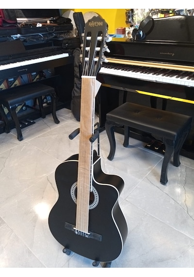 Ravenni Rcg-120 4/4 Klasik Gitar Tam Boy Kesik Kasa Kılıf+penaseti+kapo Hediyeli Siyah