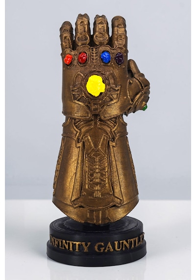 Thanos Sonsuzluk Eldiveni Figürü 20 Cm
