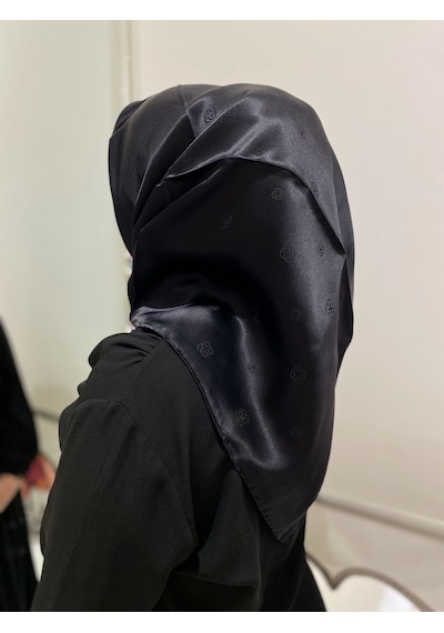 Aker Siyah İpek Eşarp Monogram Jakar