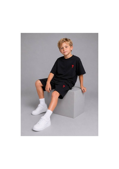 Hzr Wear Erkek Çocuk Premium Oversize Kalın Yumuşak Kumaş Kalp Nakışlı Şort Tişört Takım Siyah Hzr Wear Erkek Çocuk Premium Oversize Kalın Yumuşak Kumaş Kalp Nakışlı Şort Tişört Takım Siyah