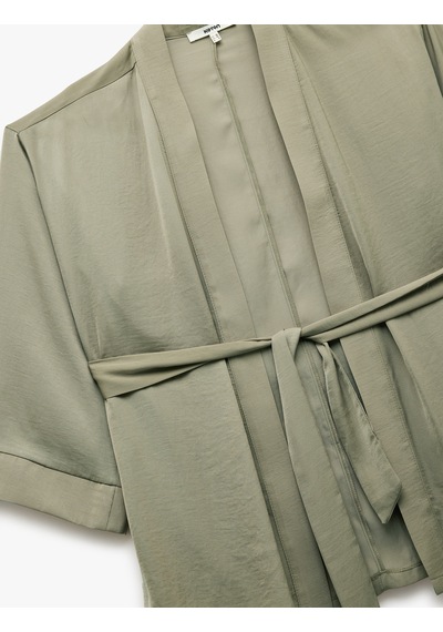 Koton Aerobin Kumaş Kuşak Detaylı 3/4 Geniş Kollu Saten Kimono Ada Çayı 5sak50177uw Açık Yeşil Koton Aerobin Kumaş Kuşak Detaylı 3/4 Geniş Kollu Saten Kimono Ada Çayı 5sak50177uw Açık Yeşil