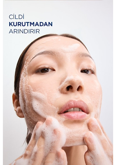 Bioderma Sebium Foaming Gel Karma, Yağlı ve Akneye Eğilimli Ciltler için Yüz Temizleme Jeli 400 ml