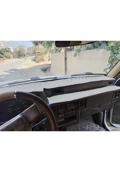Kapitone Deri Kumaş Mıtsbısh L200 1996-1999 Torpido Koruma Örtüsü 1 Adet