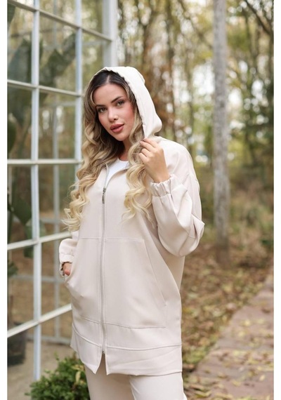 Esra Butik78 Kapüşonlu Dabıl Kumaş İkili Takım Siyah & Taş Renk Rahat Kalıp Günlük Şık Kombi Ekru Esra Butik78 Kapüşonlu Dabıl Kumaş İkili Takım Siyah & Taş Renk Rahat Kalıp Günlük Şık Kombi Ekru