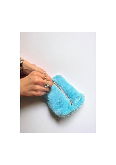 Pufcase Toscana Peluş Kumaş, Makyaj Çantası 10x20x10 Cm İthal Tüy Dökmez Açık Mavi