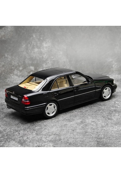 1:18 Ölçek 1993 Mercedes Benz C36 Amg Obsidian Black Diecast Metal Minyatür Model Araba 25cm