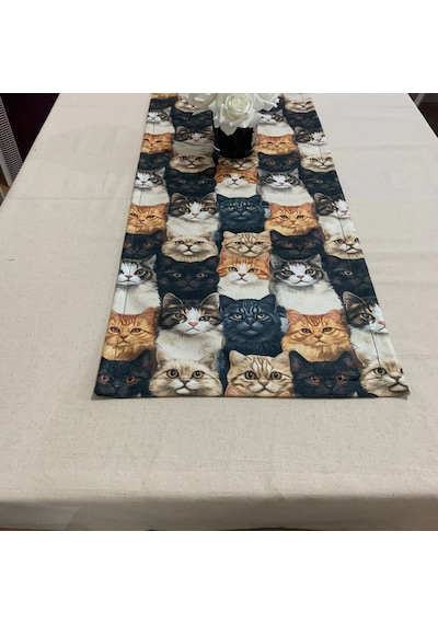 Kedi Desenli, Yüksek Kaliteli Dijital Baskılı Runner, Dayanıklı, Modern Tasarım 40x150 Cm Çok Renkli