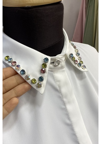 Pera Moda Yakası Taşlı Basic İç Göstermeyen Şık Gömlek Beyaz