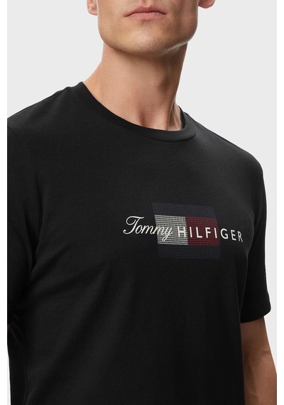 Tommy Hilfiger Logolu % 100 Pamuk Regular Fit Bisiklet Yaka T Shirt Erkek T Shirt Mw0mw43226 Bds Siyah Tommy Hilfiger Logolu % 100 Pamuk Regular Fit Bisiklet Yaka T Shirt Erkek T Shirt Mw0mw43226 Bds Siyah
