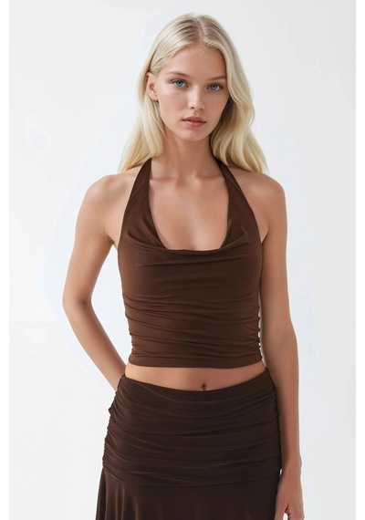Hiccup Busem Halter Yaka Fit Kesim Kısa Bluz Mocha Kahvesi