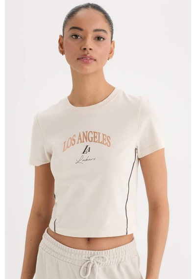DeFactoFit NBA Los Angeles Lakers Slim Crop Fit Bisiklet Yaka Kısa Kollu Tişört D6122AX25SPER218 Ekru