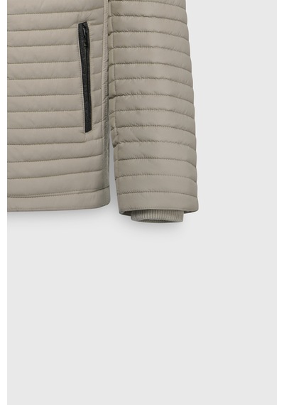 AC&Co / Altınyıldız Classics Erkek Bej Standart Fit Normal Kesim Kapitone Desenli Dik Yaka Fermuarlı Yan Cep Şişme Mont Bej AC&Co / Altınyıldız Classics Erkek Bej Standart Fit Normal Kesim Kapitone Desenli Dik Yaka Fermuarlı Yan Cep Şişme Mont Bej
