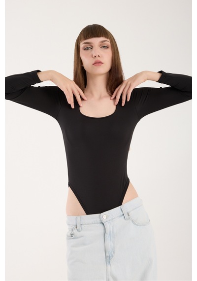 Gugus Kadın Kare Yaka Uzun Kollu Çıtçıtlı/zıbın Body Siyah