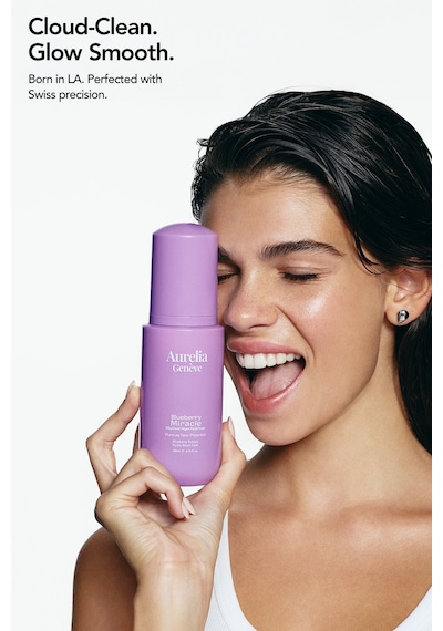 Aurelia Geneve Blueberry Miracle Silkycloud Vegan Nemlendirici Yüz Temizleme Köpüğü 200 ML