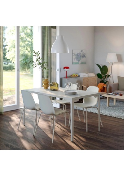 Ikea Beyaz Geniş Yemek Masası - Yemek Sandalyesi Oturma Yeri
