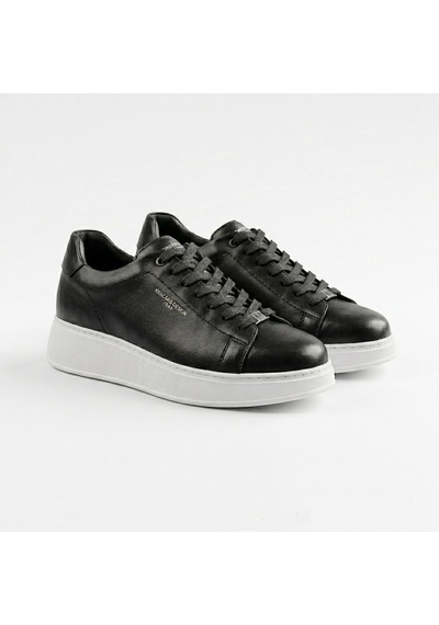 Komcero Bağcıklı Kalın Taban Sade Model Erkek Hakiki Deri Günlük Sneaker Ayakkabı K1372-2225 Siyah - Beyaz Komcero Bağcıklı Kalın Taban Sade Model Erkek Hakiki Deri Günlük Sneaker Ayakkabı K1372-2225 Siyah - Beyaz