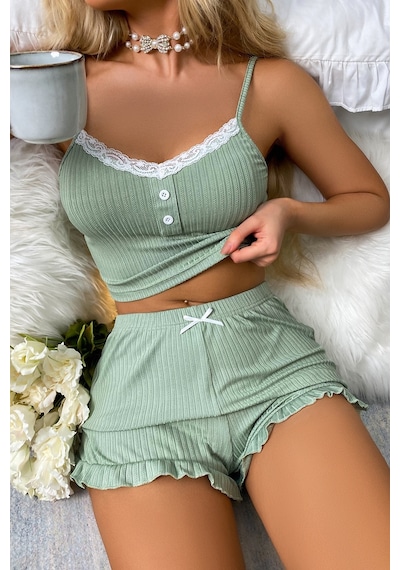 Merry See Dantelli Askılı Crop Üst Ve Fırfır Paça Mini Şortlu Pijama Takım Yeşil