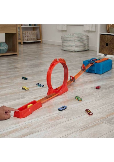 Track Builder Alev Temalı Akrobasi Seti Hmc04