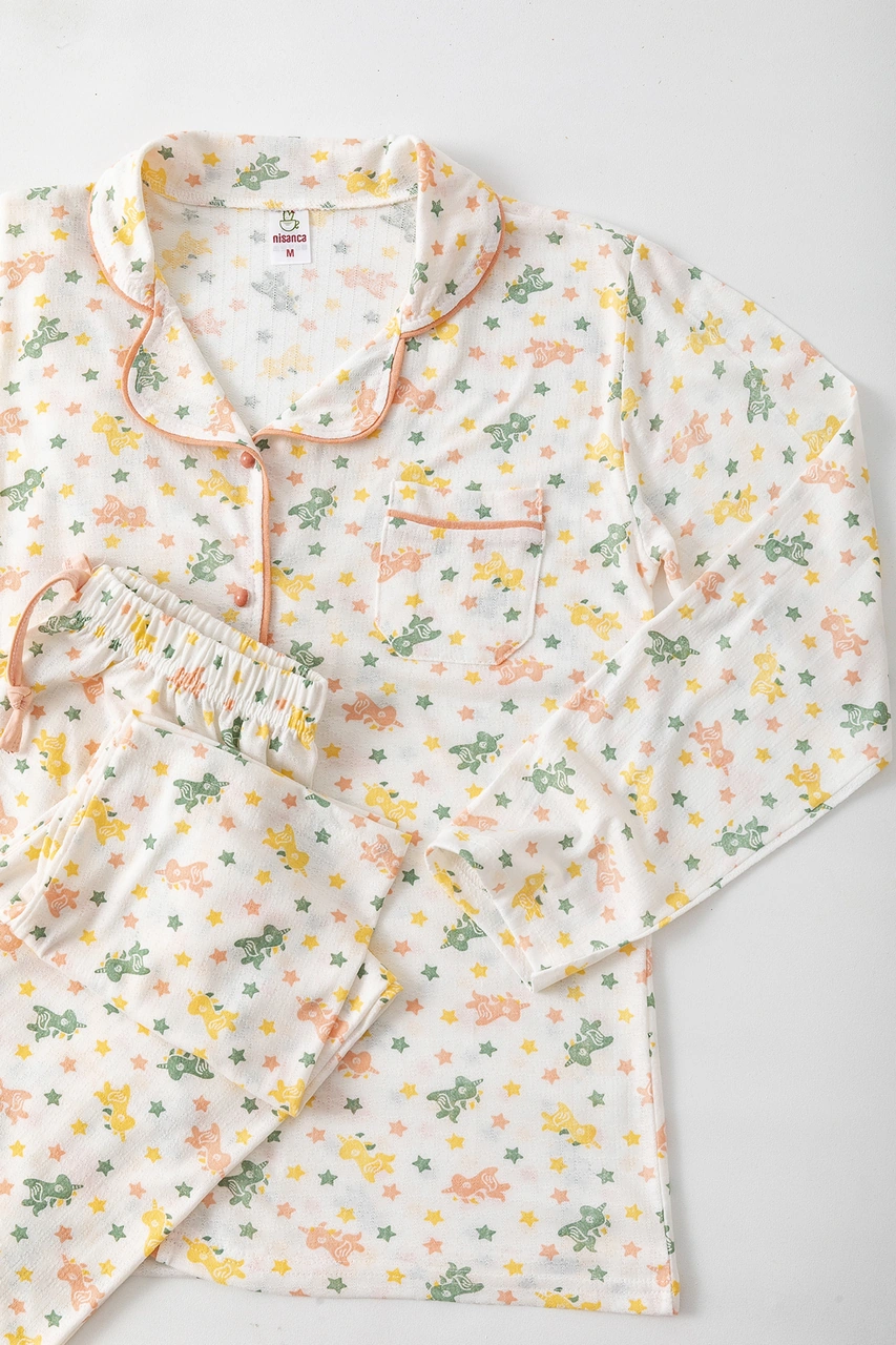 Nisanca Uzun Kol Gömlek Yaka Kadın Büyük Beden Pinterest Pijama Takımı - Mevsimlik Kadın Pijama Karışık Nisanca Uzun Kol Gömlek Yaka Kadın Büyük Beden Pinterest Pijama Takımı - Mevsimlik Kadın Pijama Karışık