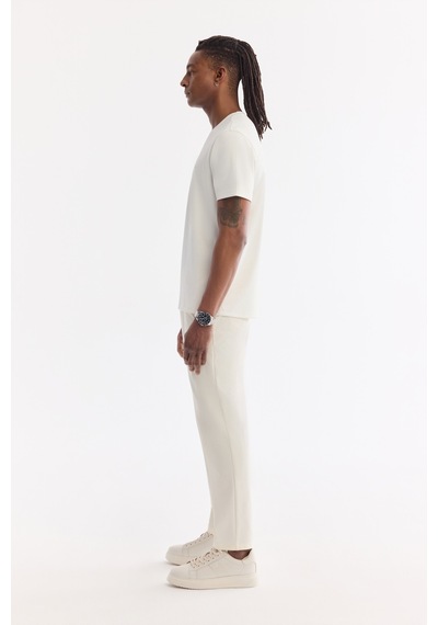 Avva Erkek Beyaz Bisiklet Yaka Bi-stretch Kırışmaz Baskılı Regular Fit T-shirt B001040