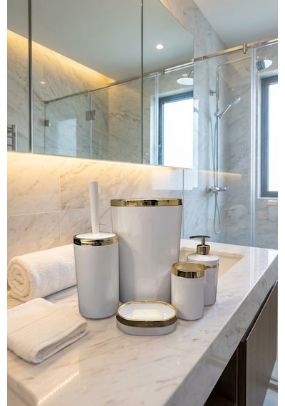 Makri Home Banyo Seti 5'li,akrilik-çöpkovası,wc Fırçalık,sıvı Sabunluk,diş Fırçalık,el Sabunluk,gold Renk Detay Beyaz