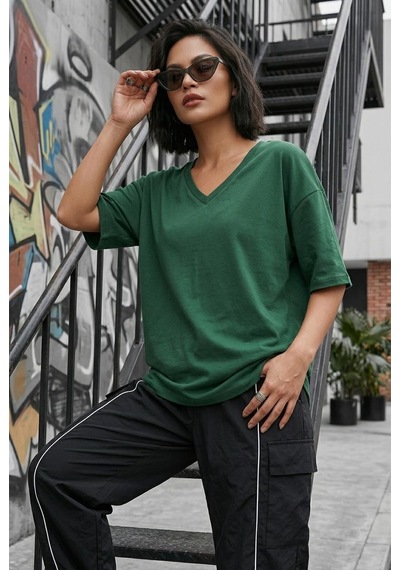 Zey Oversize V Yaka Basic Kadın Tişört - Düşük Omuzlu Salaş Kesim Yesıl