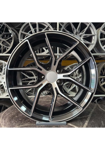 19 İnç 5x112 Mercedes E200 Siyah Elmas Kesim Jant Modeli 4 Adet