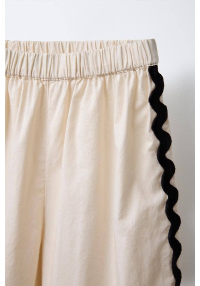 Kız Çocuk Zigzag Desenli Bluz Ve Pantolon Takım Krem