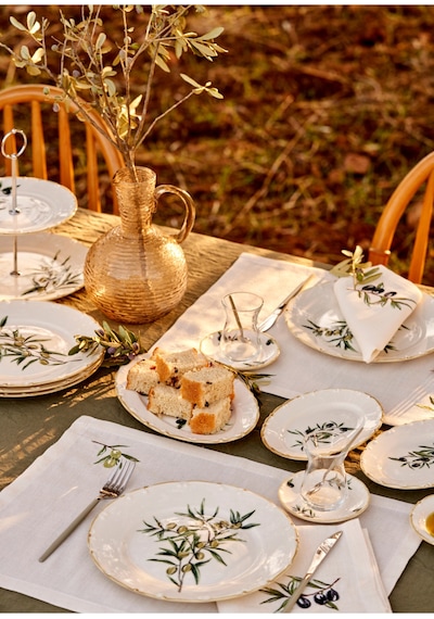 Bella Maison Olive Porselen 52 Parça 12 Kişilik Kahvaltı Takımı Yeşil Yeşil