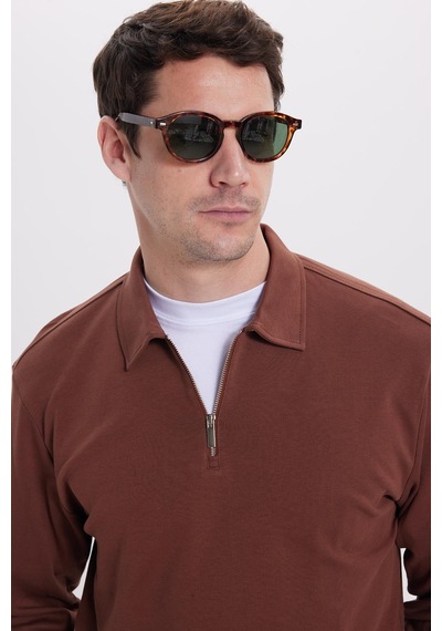 Tudors Erkek Relax Fit Rahat Kesim %100 Pamuk Yarım Fermuarlı Polo Yaka İnterlok Kahverengi Sweatshirt-42171 Kahverengi Tudors Erkek Relax Fit Rahat Kesim %100 Pamuk Yarım Fermuarlı Polo Yaka İnterlok Kahverengi Sweatshirt-42171 Kahverengi