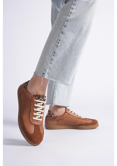 Analin Shoes Kadın Hakiki Deri Bağcıklı Süet Detaylı Spor Ayakkabı Taba