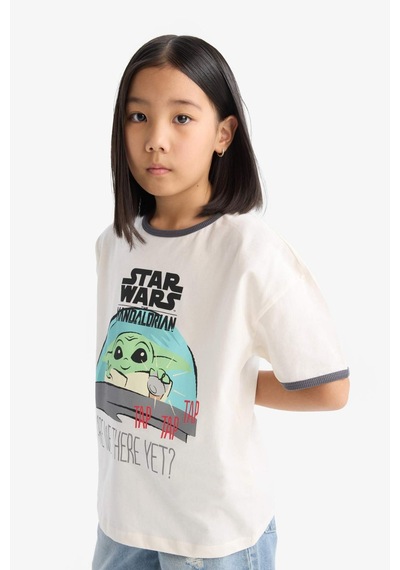 DeFacto Kız Çocuk Star Wars-Mandalorian Relax Fit Bisiklet Yaka Ribana Kısa Kollu Tişört E0478A825SPER99 Ekru